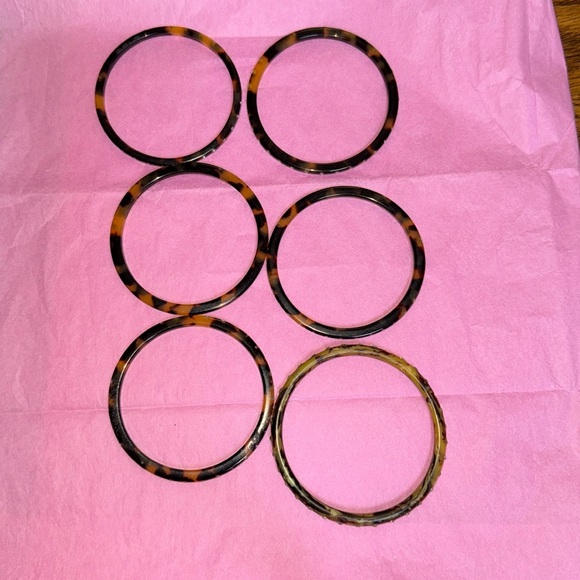 Bundle of 6 thin tortoise celluloid bangles with rhinestones - Picture 6 of 9